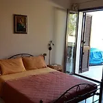 فندق مبيت وإفطار Jolanda & Carmelo