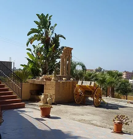 Jolanda & Carmelo Bed & Breakfast Villaggio Mosè