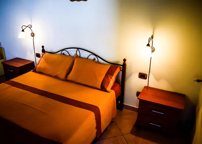 Jolanda & Carmelo Villaggio Mosè