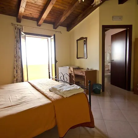 Jolanda & Carmelo Bed & Breakfast Villaggio Mose (Sicily)