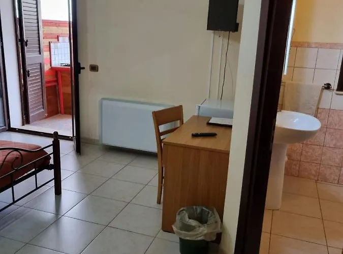 Jolanda & Carmelo Bed & Breakfast 3*